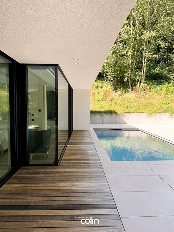 Court-Saint-Étienne 2021 — piscine